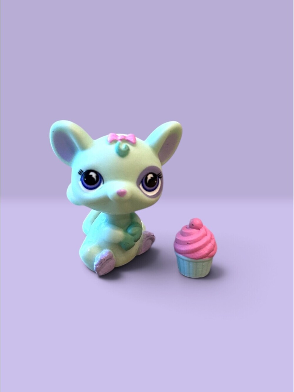 Littlest Pet Shop LPS Mouse Rat #455 with Cupcake Accessory